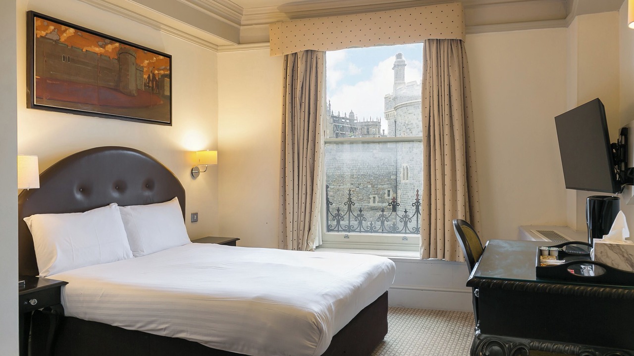 Photo of Bedroom in Windsor City Centre