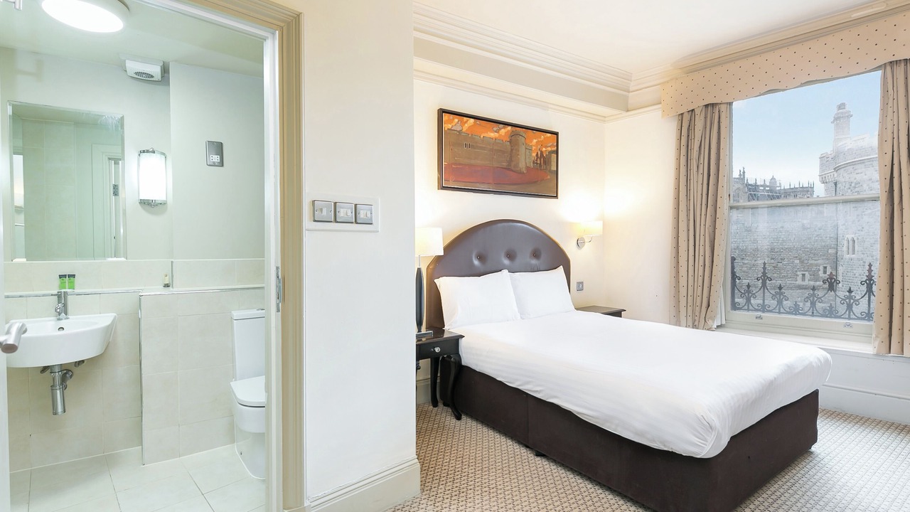 Photo of Bathroom in Windsor City Centre