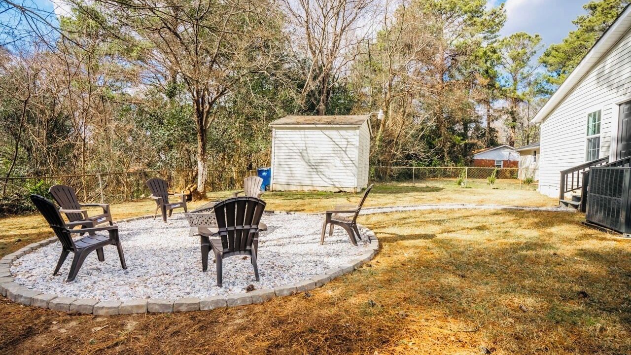 Photo of Patio Balcony in Southeast Raleigh