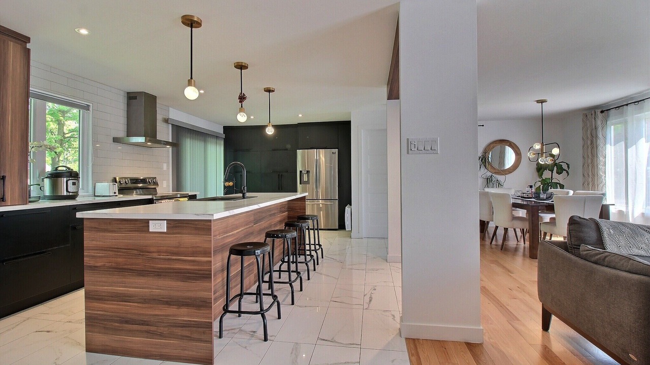 Photo of Kitchen in Saint-Augustin-de-Desmaures