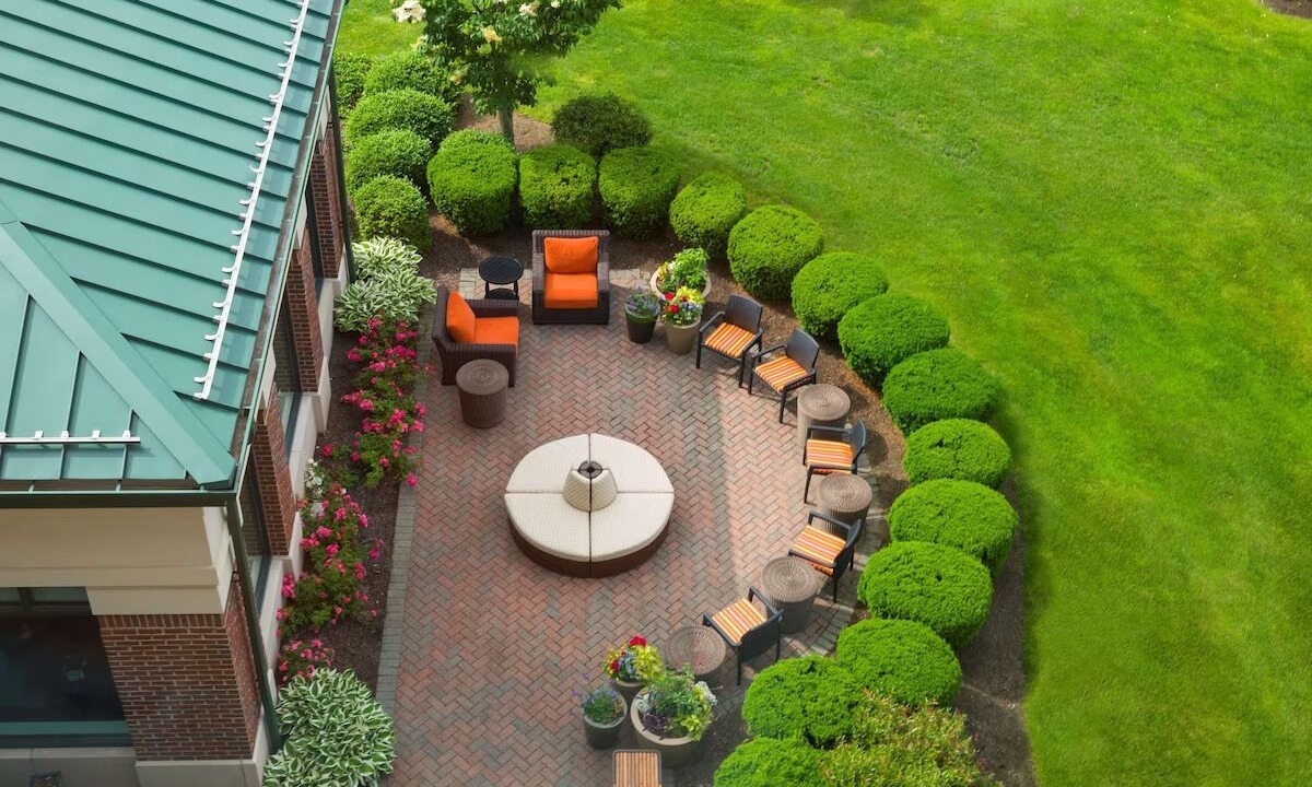 Photo of Outdoor in Silver Lane