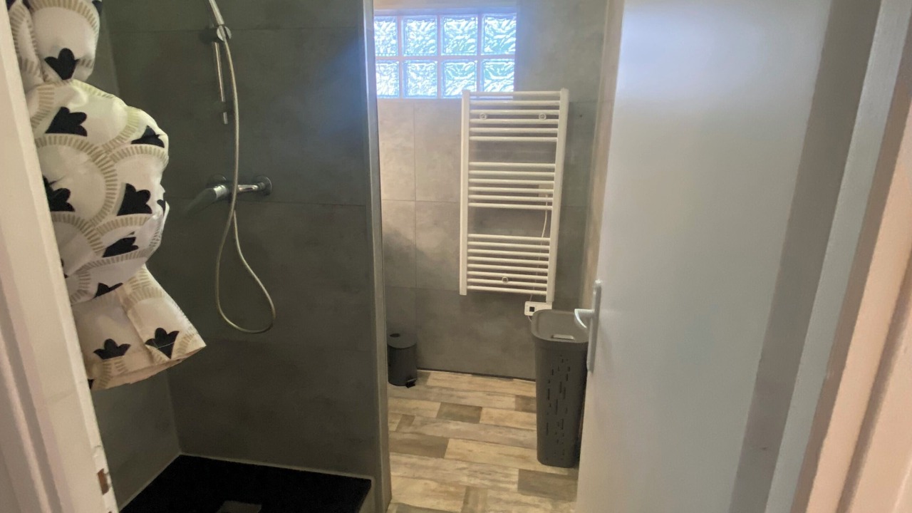 Photo of Others in Montjuzet