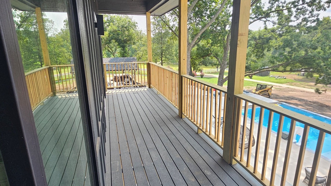 Photo of Patio Balcony in Grove