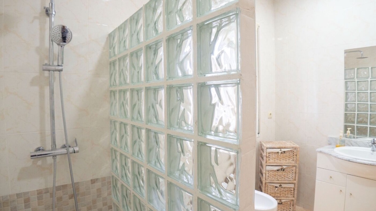 Photo of Bathroom in Cubelles
