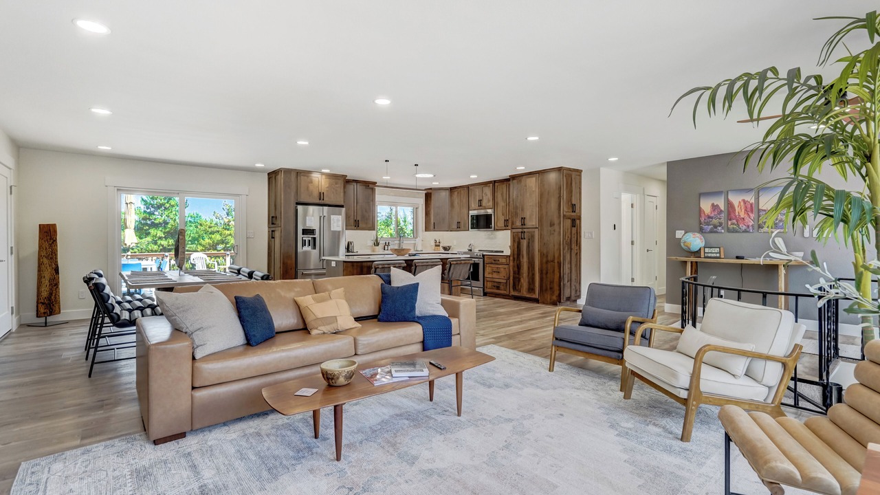 Photo of Livingroom in Northeast Colorado Springs