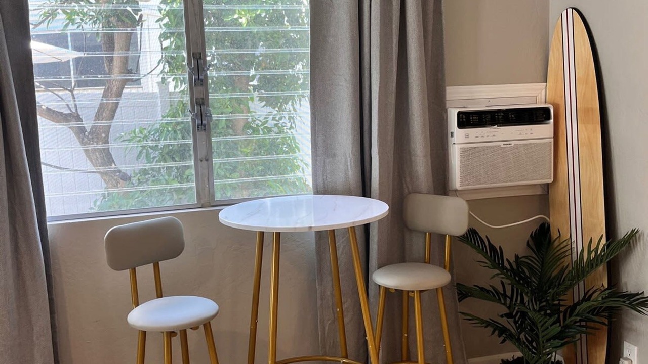 Photo of Others in Kahaluu Bay