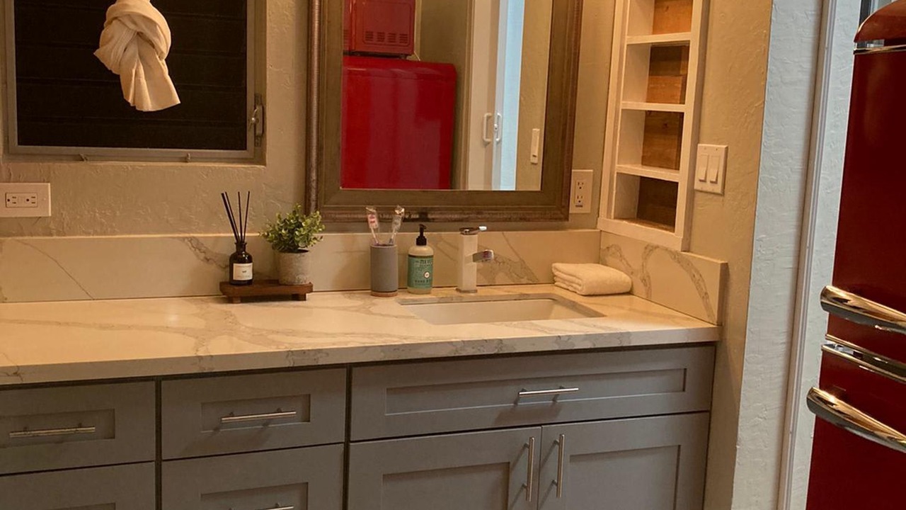 Photo of Others in Kahaluu Bay