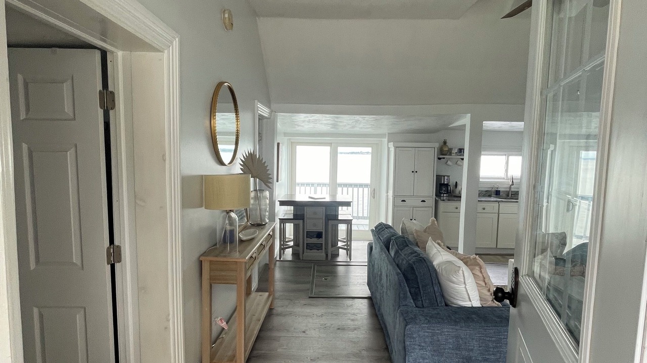 Photo of Others in Dexter