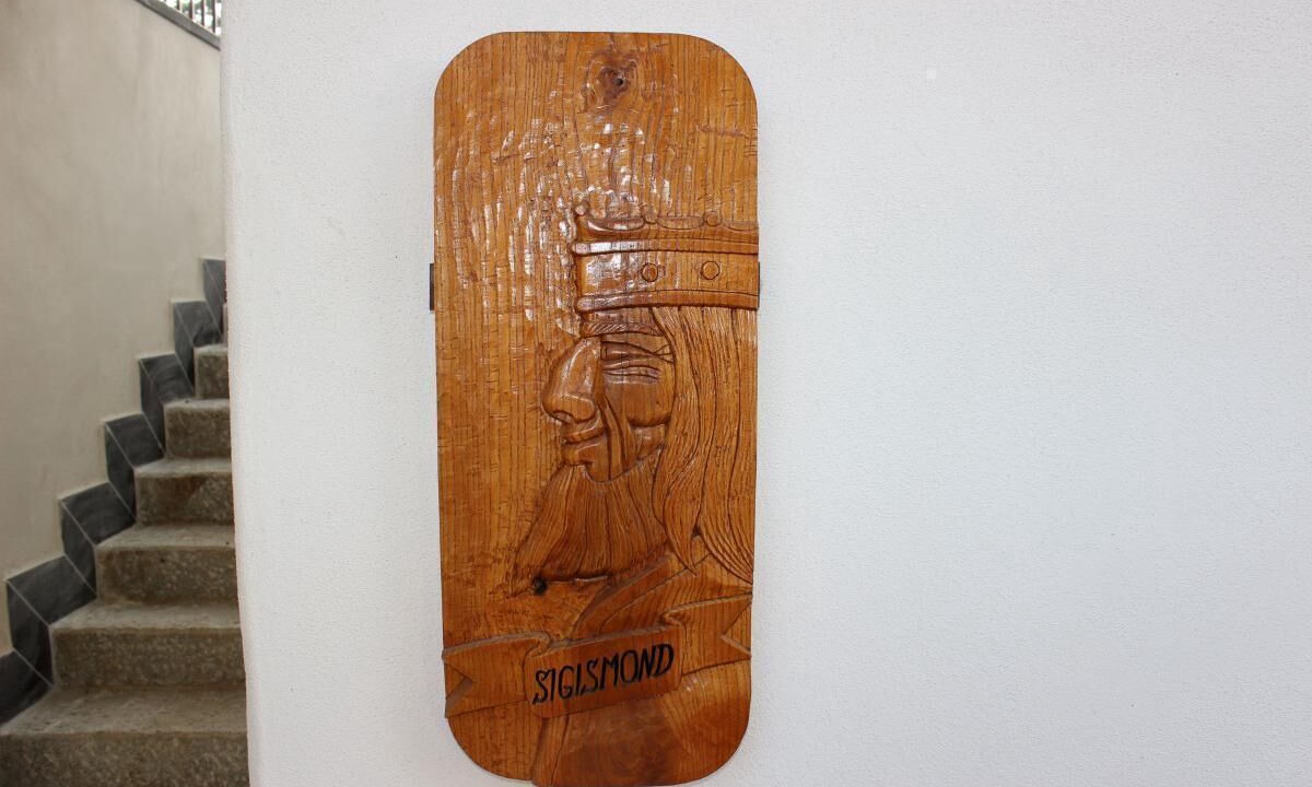 Photo of Others in Brison-Saint-Innocent