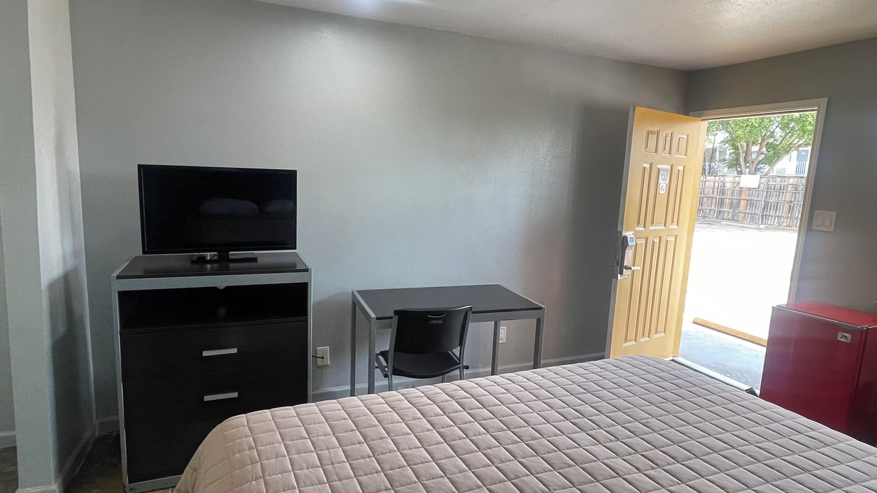 Photo of Bedroom in Pleasant Grove