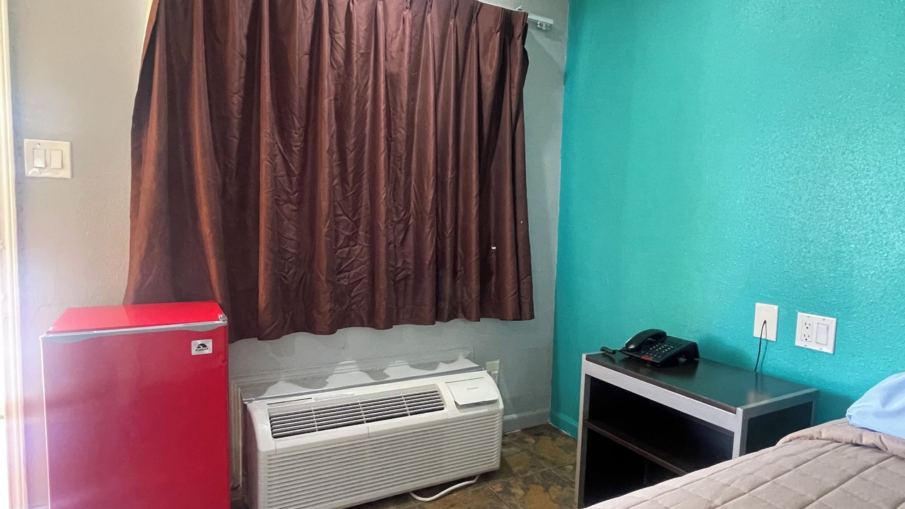 Photo of Bedroom in Pleasant Grove