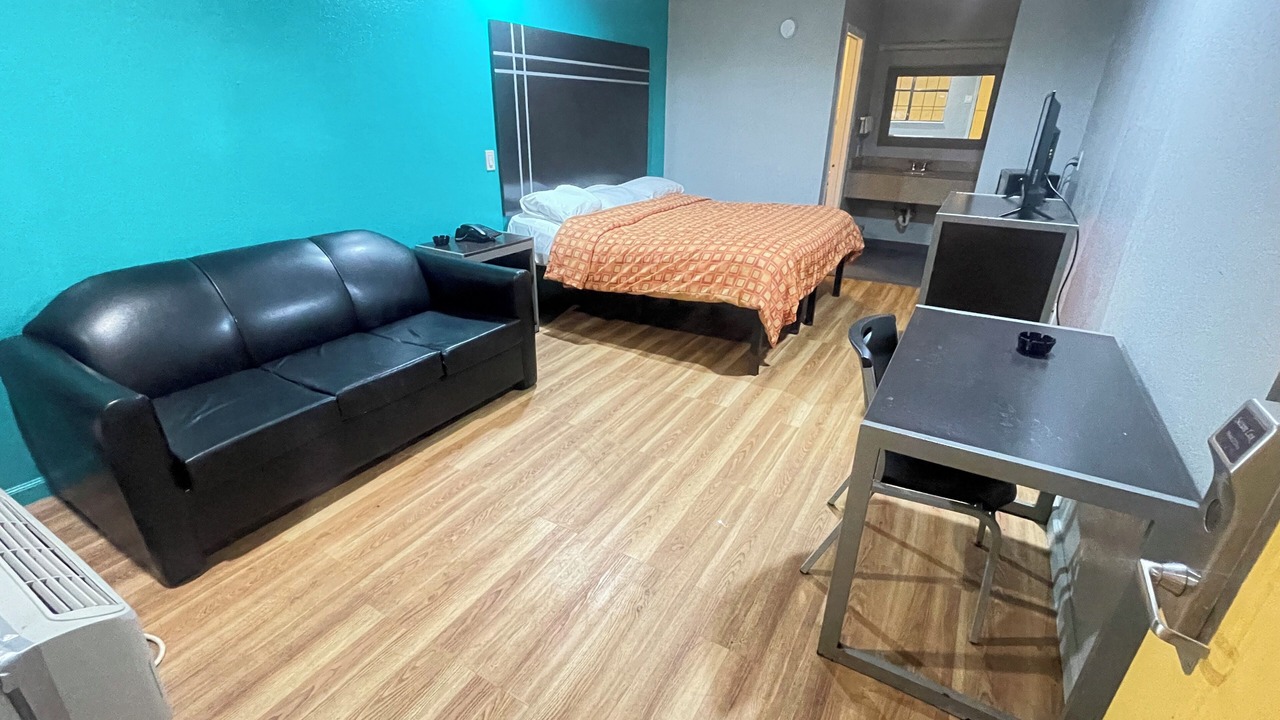 Photo of Bedroom in Pleasant Grove