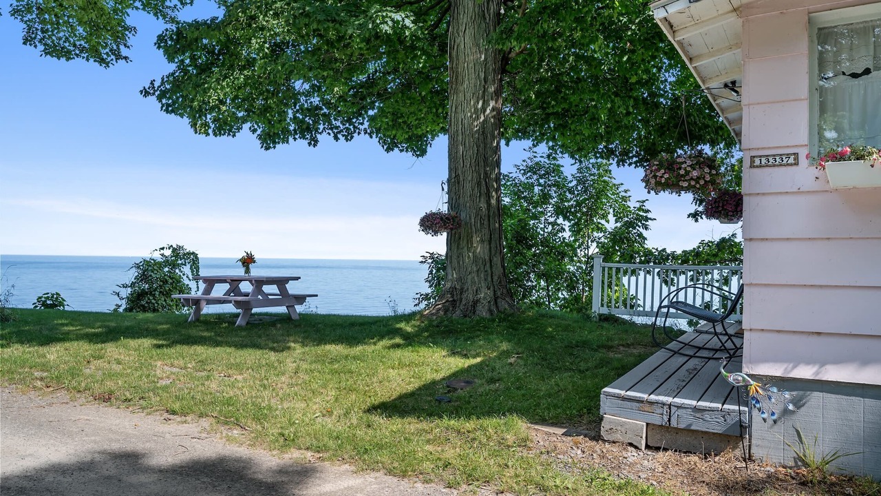Photo of Outdoor in Fancher