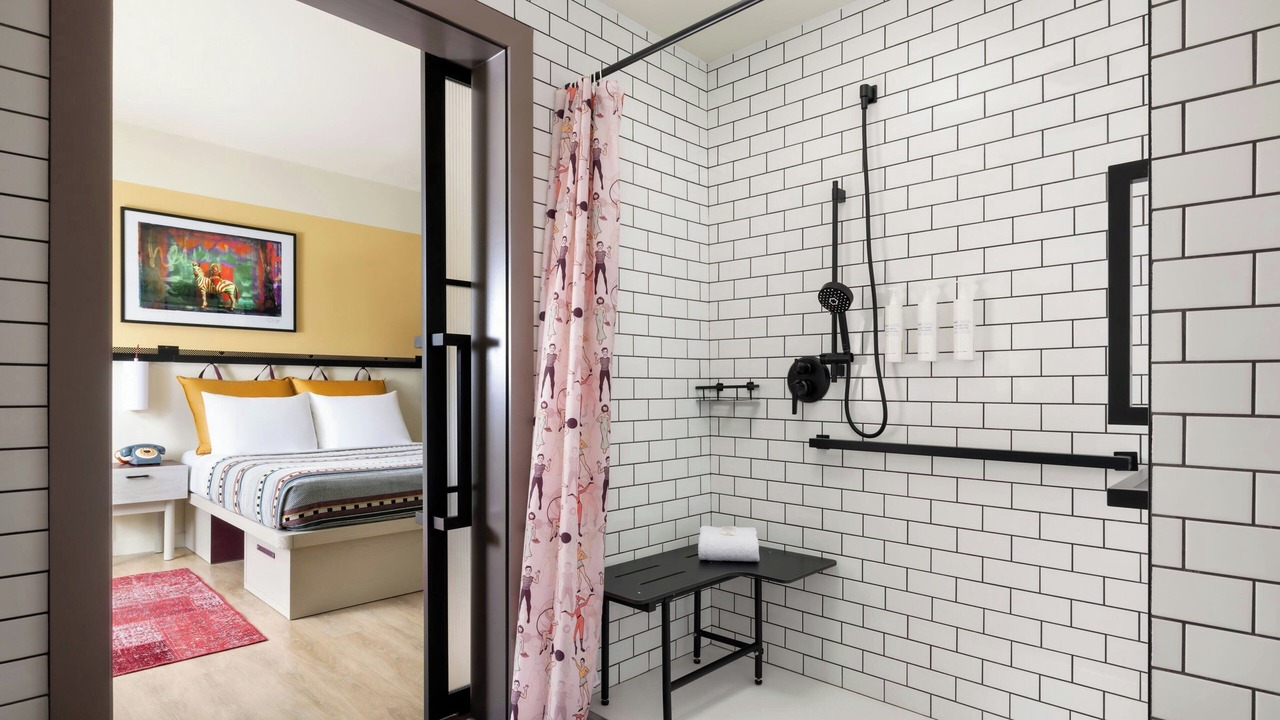 Photo of Bathroom in Hamilton District