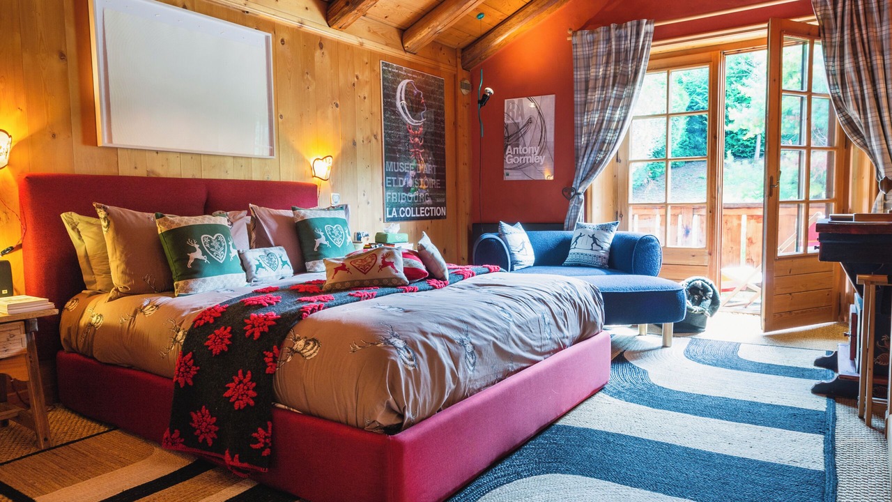 Photo of Bedroom in Demi-Quartier