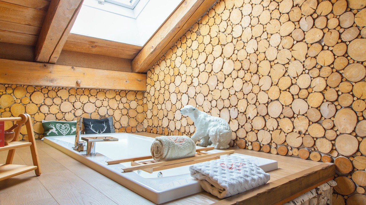 Photo of Bathroom in Demi-Quartier