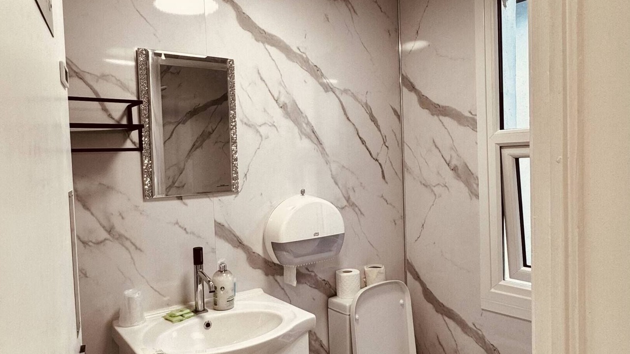 Photo of Others in Heston Central