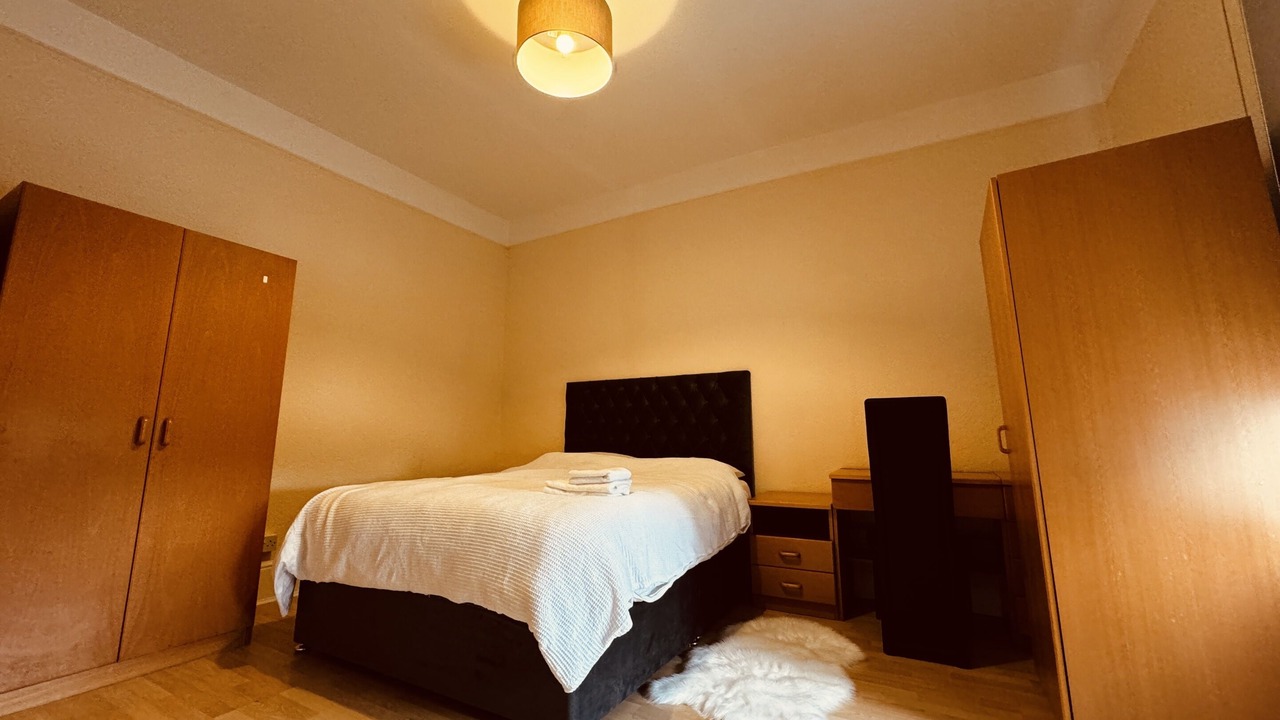 Photo of Bathroom in Heston Central