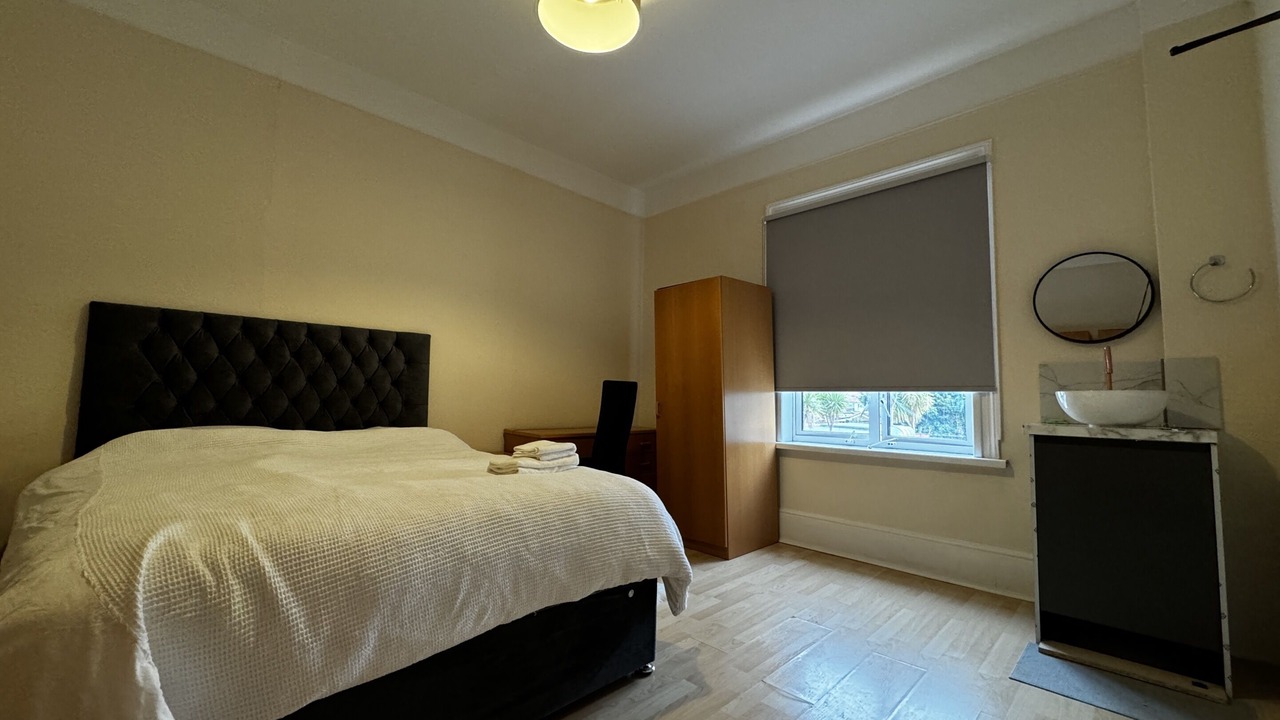 Photo of Bathroom in Heston Central