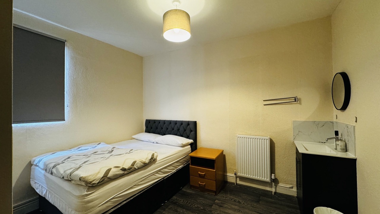 Photo of Others in Heston Central