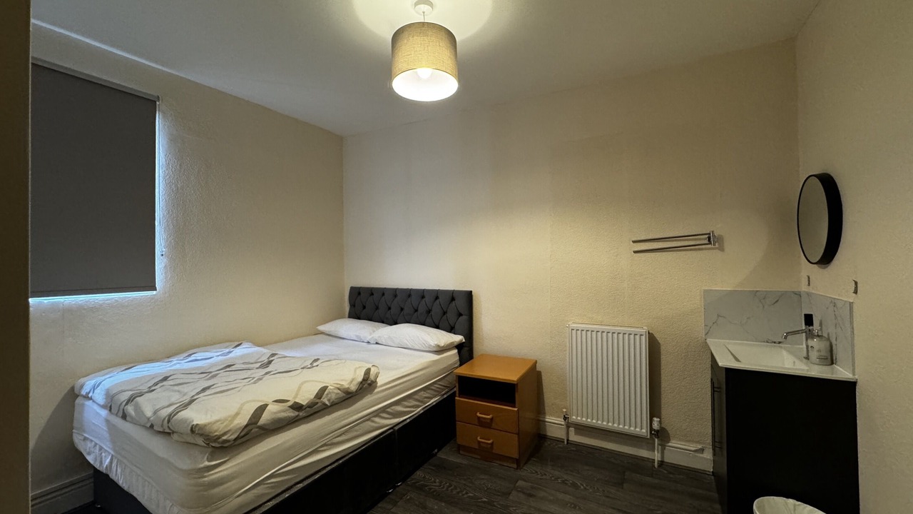 Photo of Others in Heston Central