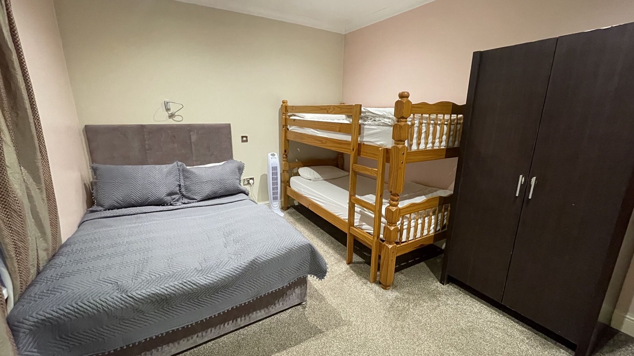 Photo of Bathroom in Heston Central