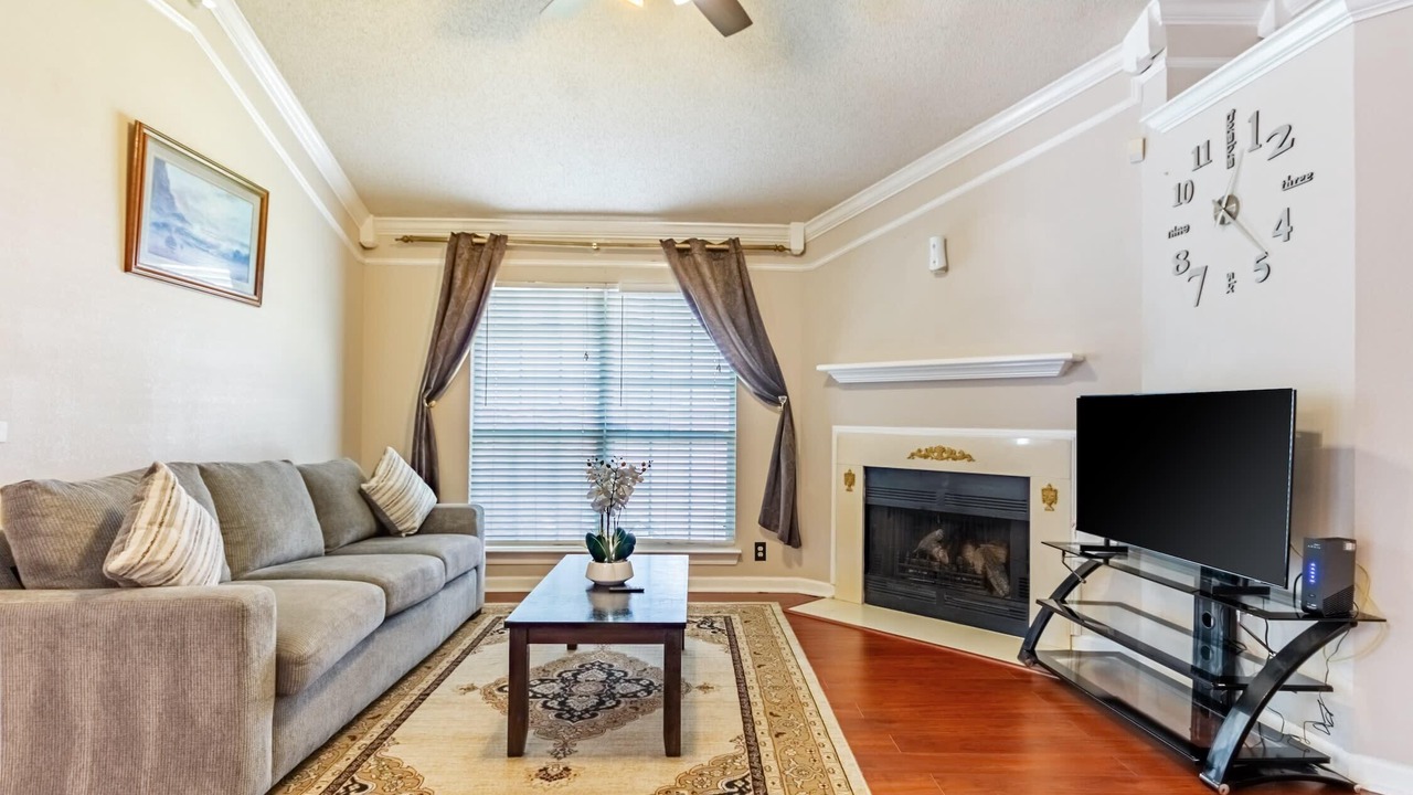 Photo of Livingroom in Antioch