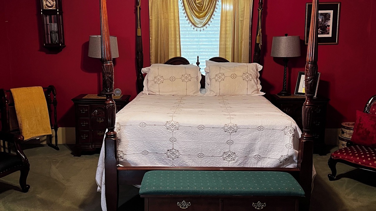 Photo of Bedroom in Bainbridge