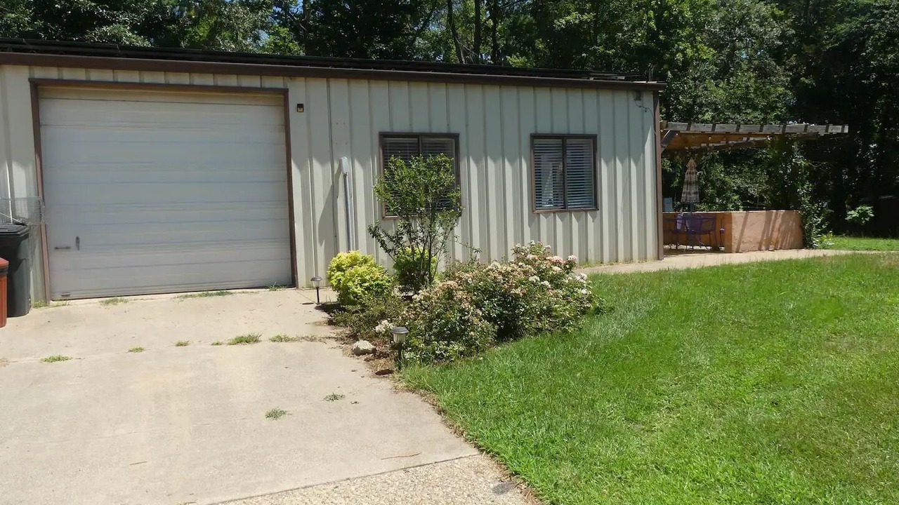 Photo of Outdoor in Larue