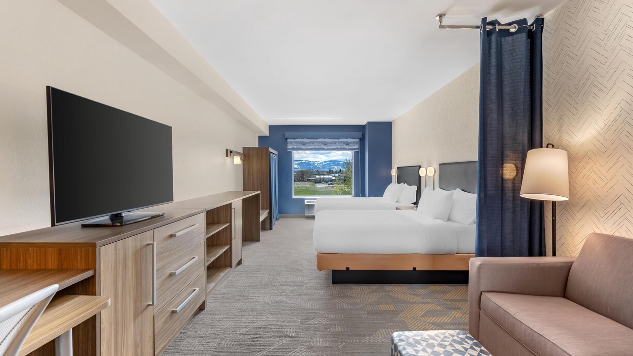 Photo of Livingroom in Four Corners