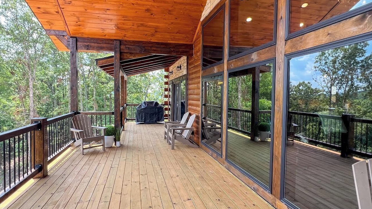 Photo of Patio Balcony in Van Buren