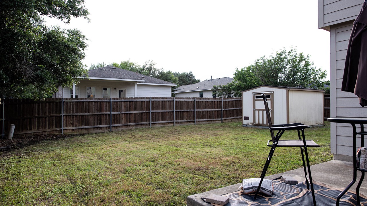 Photo of Outdoor in Manor