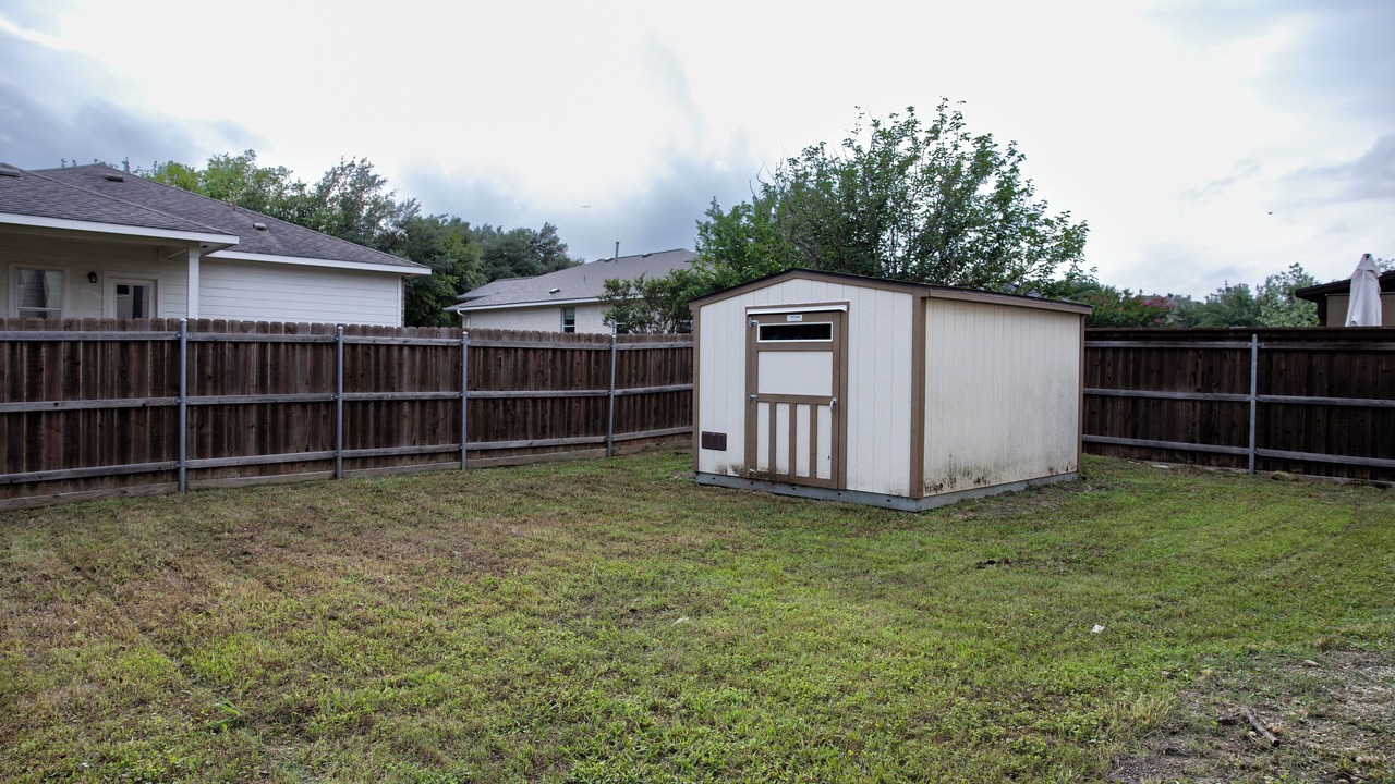 Photo of Outdoor in Manor