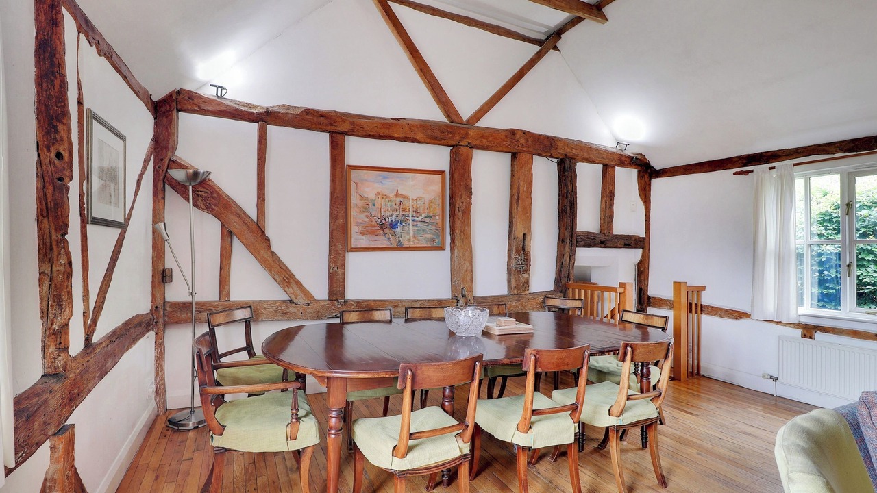 Photo of Others in Leigh