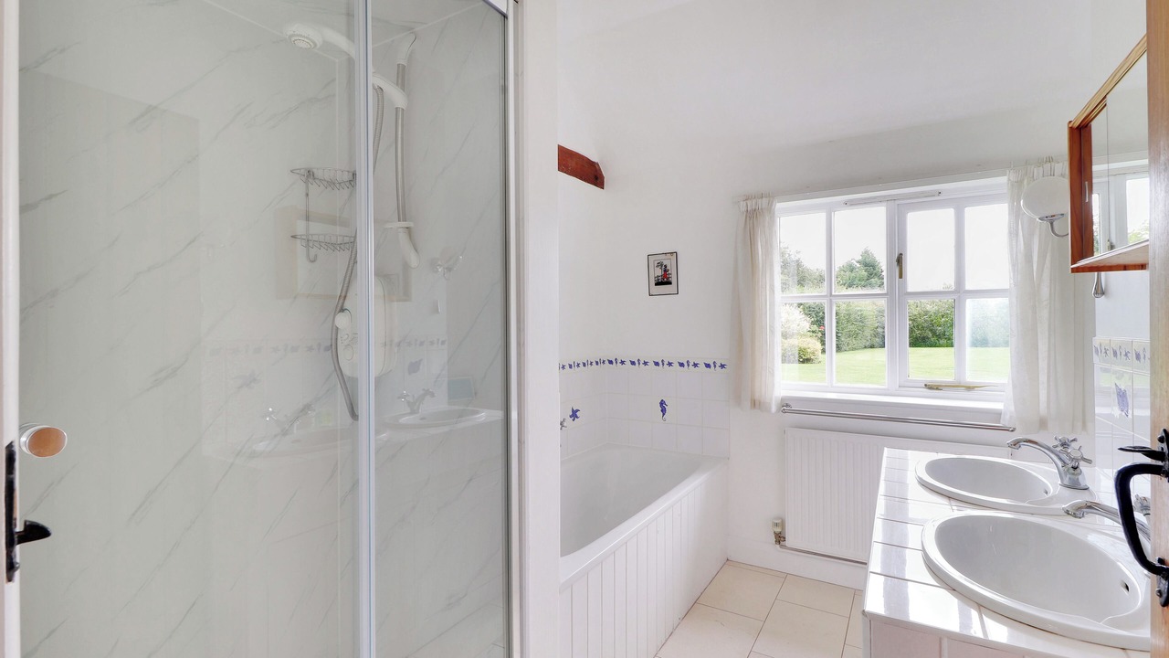 Photo of Others in Leigh