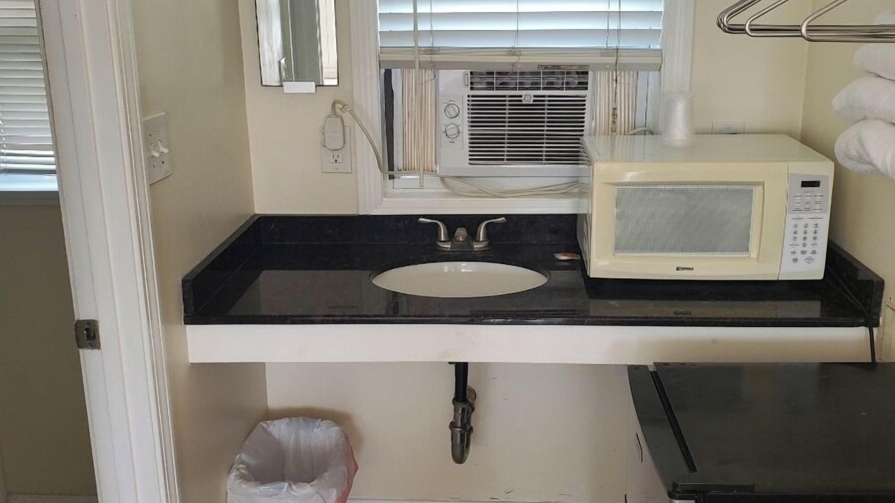 Photo of Bedroom in Misquamicut