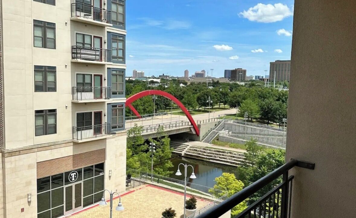 Photo of Outdoor in Addison