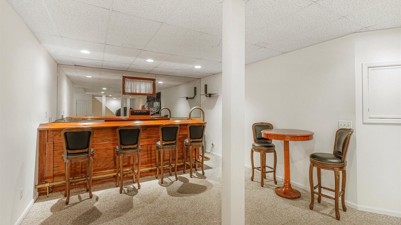 Photo of Others in Circleville