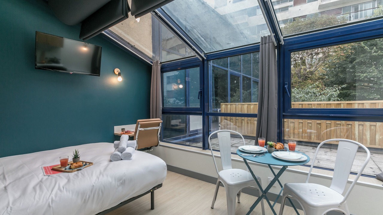 Photo of Bedroom in Passy