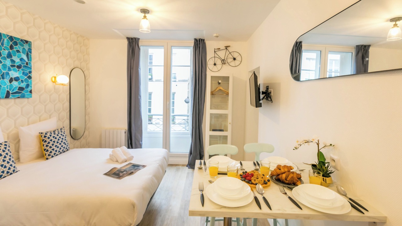 Photo of Bedroom in Arts-et-Metiers