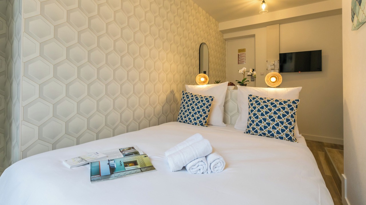 Photo of Bedroom in Arts-et-Metiers