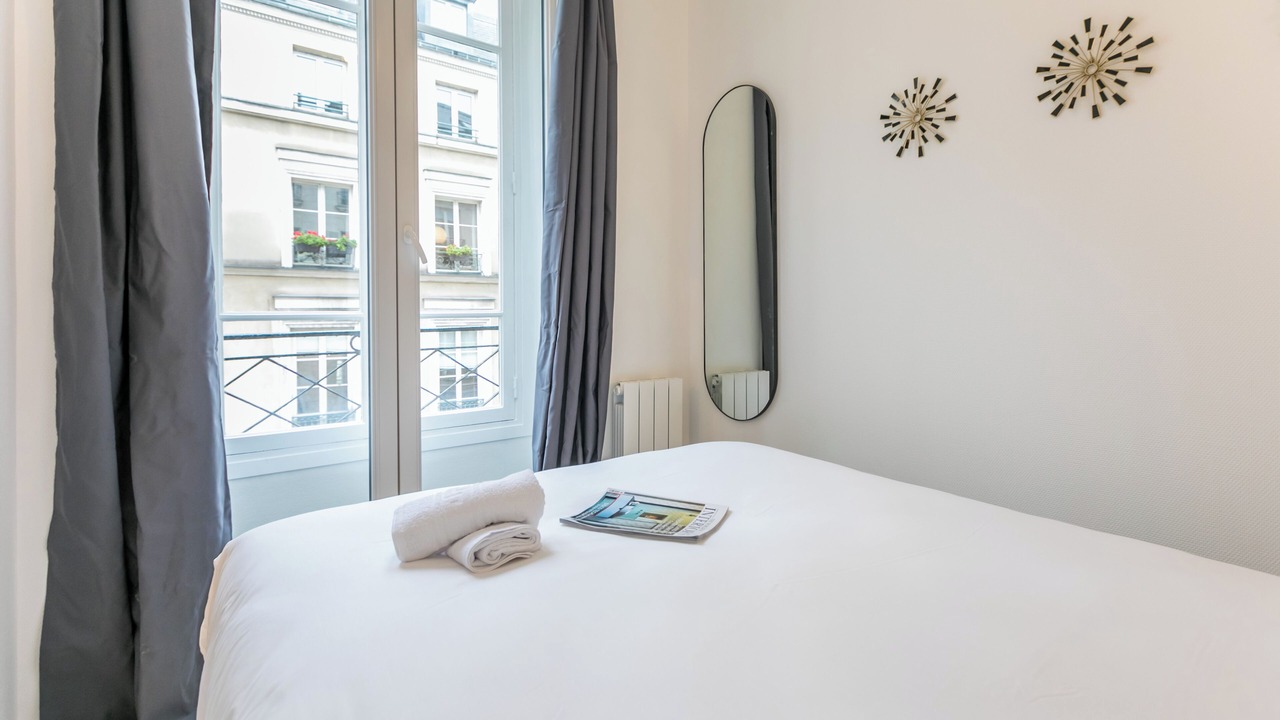 Photo of Bedroom in Arts-et-Metiers