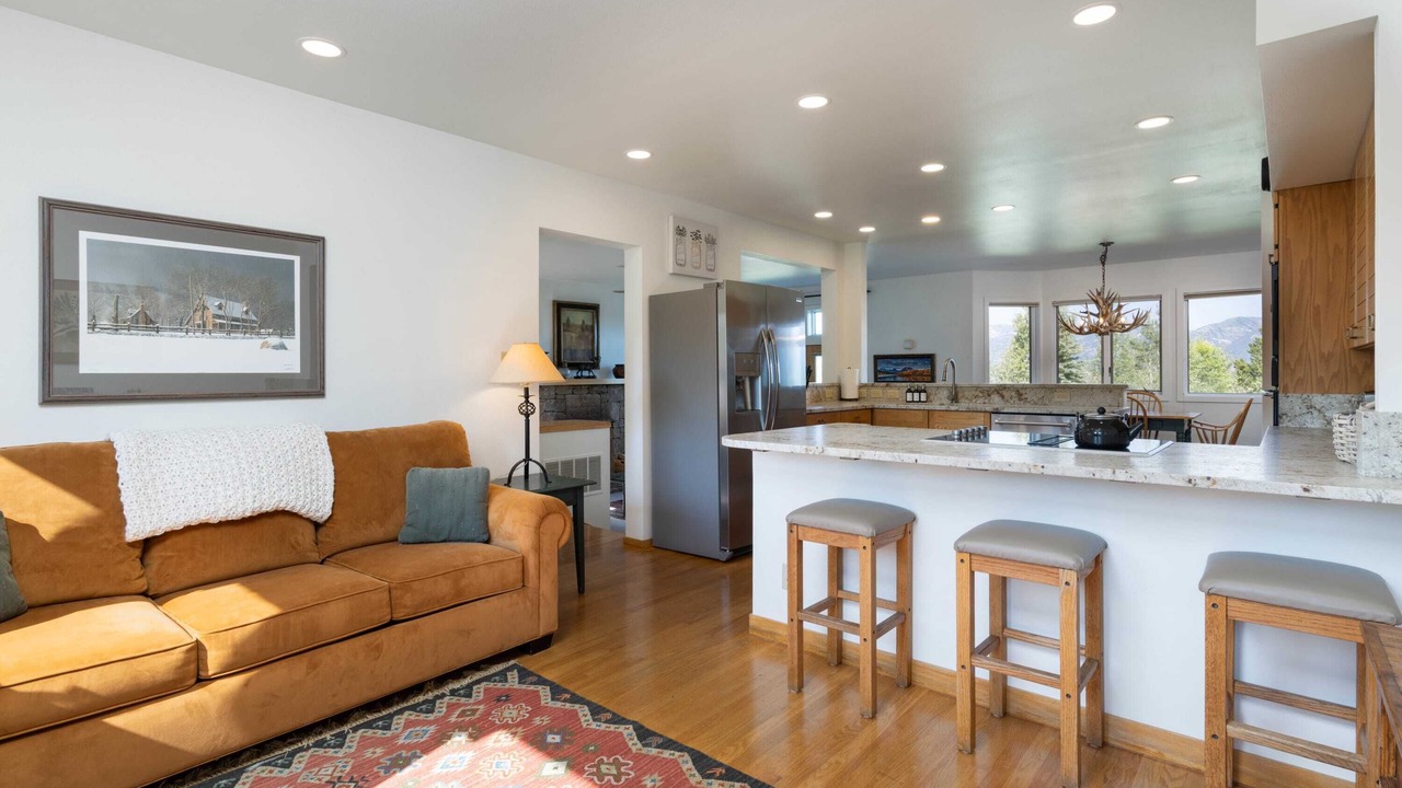 Photo of Livingroom in Spring Creek Ranch