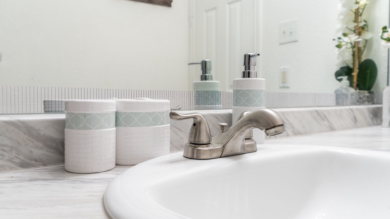 Photo of Bathroom in Clodine