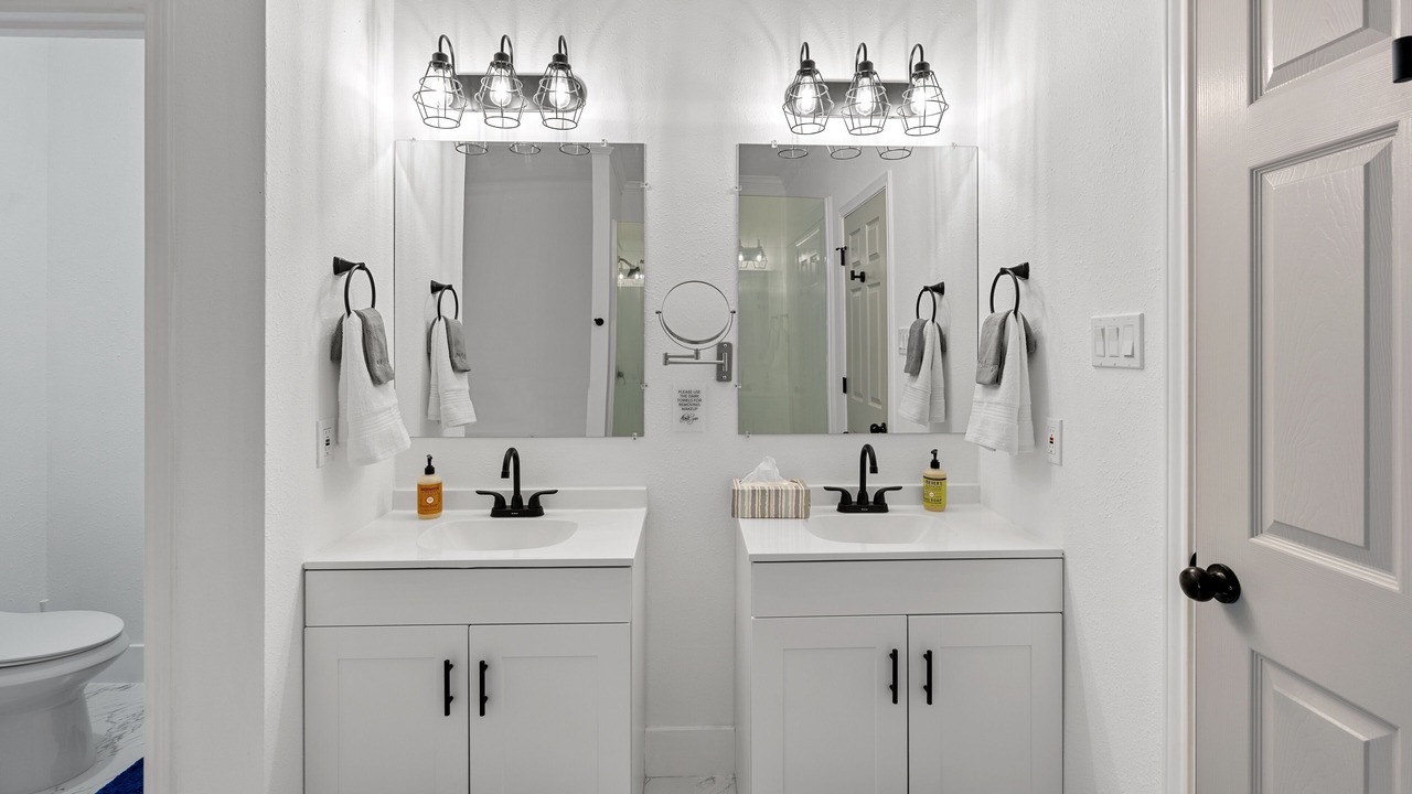 Photo of Bathroom in Walden on Lake Conroe