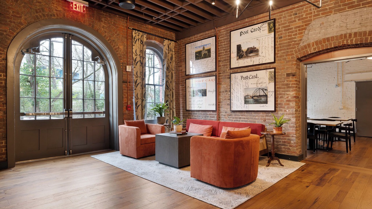 Photo of Others in Frankfort