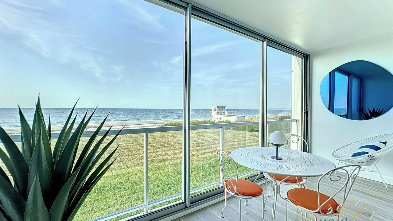 Photo of Others in Le Home