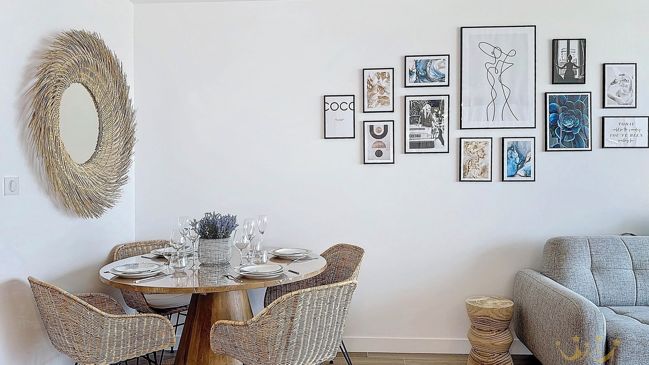 Photo of Others in Le Home