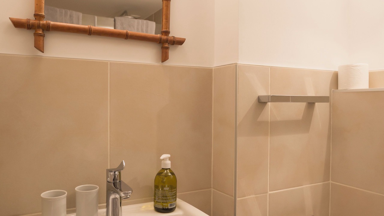 Photo of Bathroom in Meursault