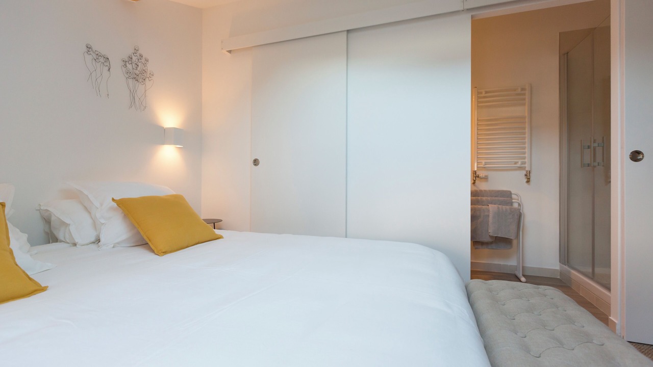 Photo of Bedroom in Meursault